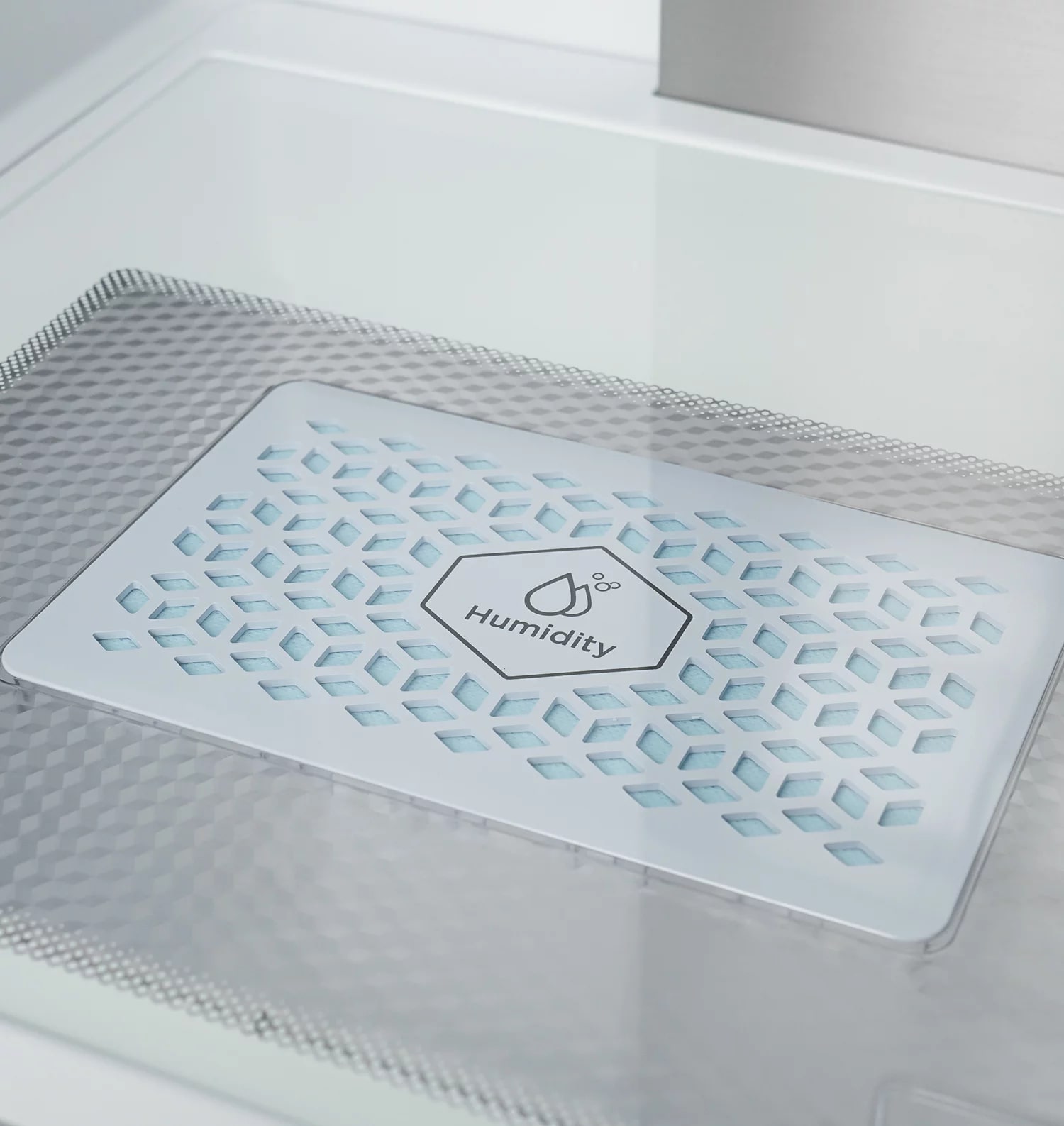 картинка Отдельностоящий холодильник Lex LCD505MGID 