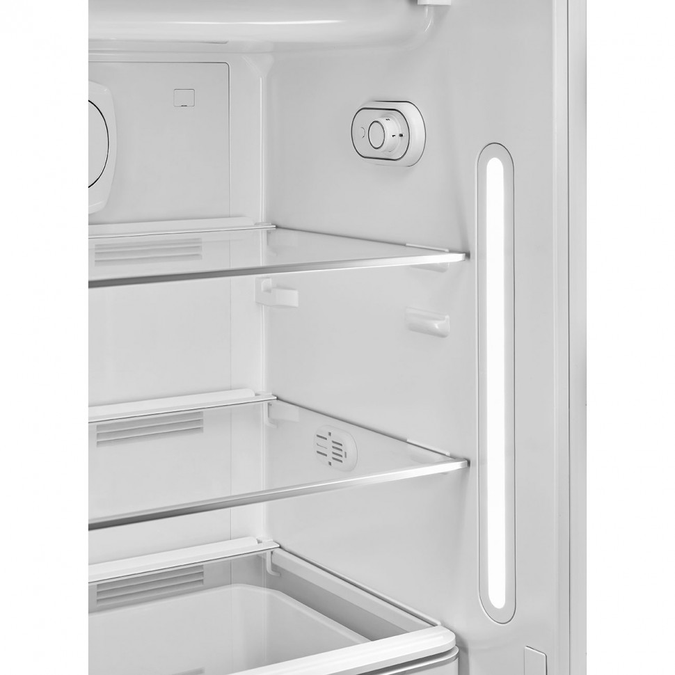 картинка Отдельностоящий холодильник Smeg FAB28RCR6 кремовый 