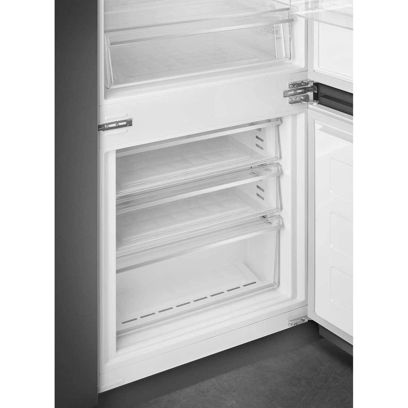 картинка Встраиваемый холодильник Smeg C875TNE 