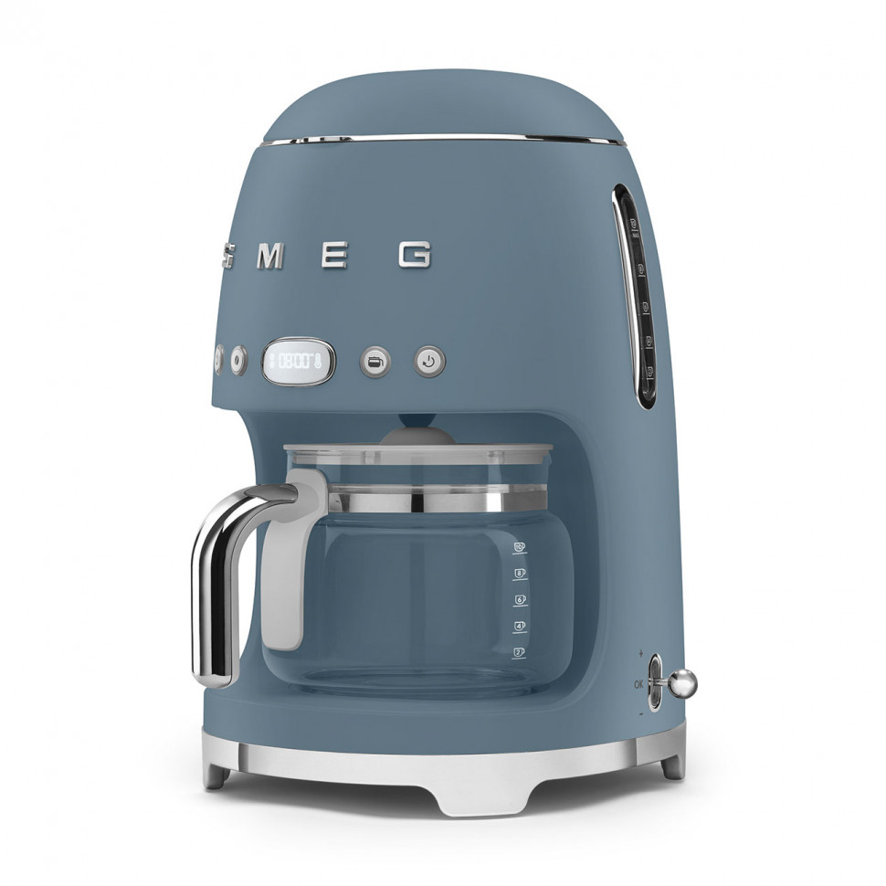 картинка Кофеварка Smeg DCF02SBMEU синий шторм матовый 