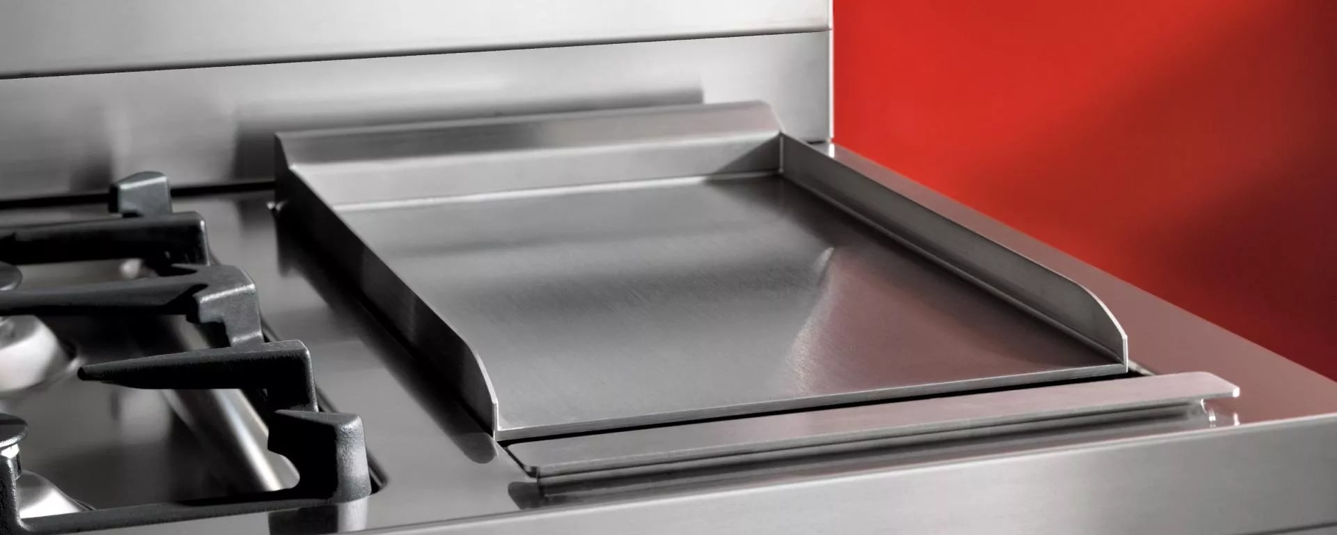 картинка Комбинированная кухонная плита Bertazzoni HER126G2EAVT слоновая кость 