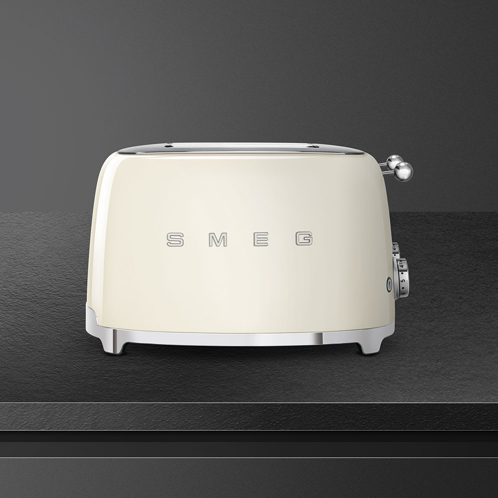картинка Тостер Smeg TSF03CREU 