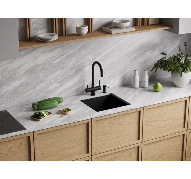 картинка Дозатор для мыла Omoikiri OM-02 под металл 