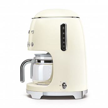 картинка Кофеварка Smeg DCF02CREU 