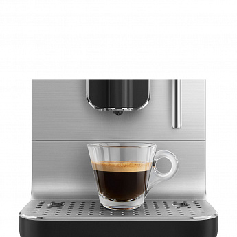 картинка Кофемашина Smeg BCC12BLMEU 